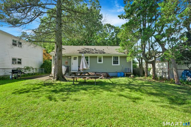 221 Third Avenue, West Haven, CT 06516
