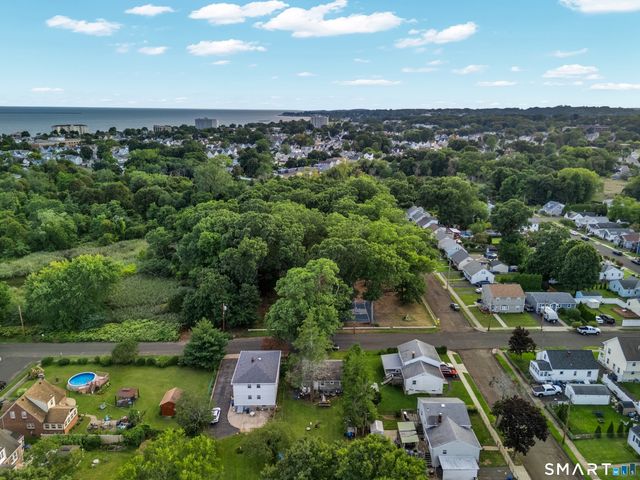 221 Third Avenue, West Haven, CT 06516