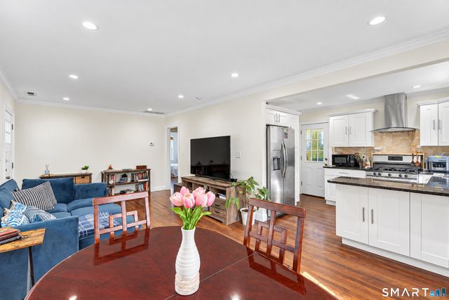 221 Third Avenue, West Haven, CT 06516