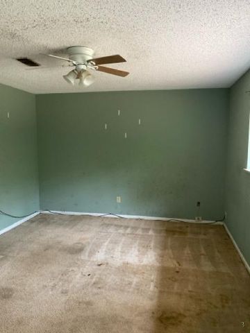 272 County Road 337, Cleveland, TX 77327