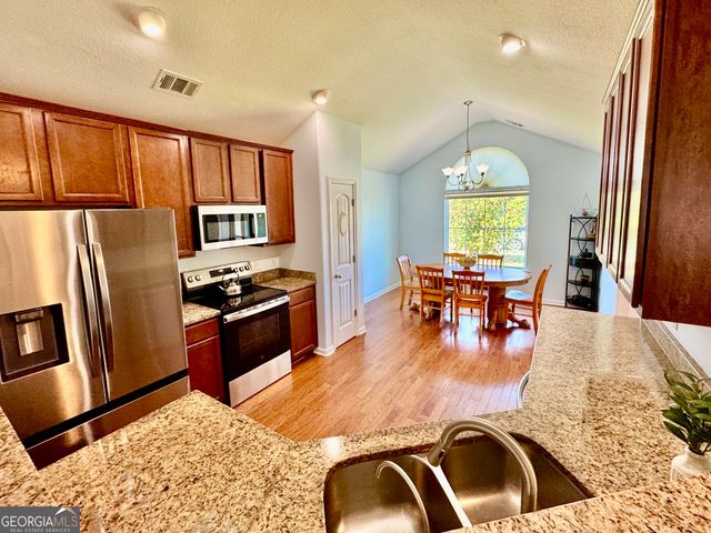 52 Burnt Oak Road, Port Wentworth, GA 31407