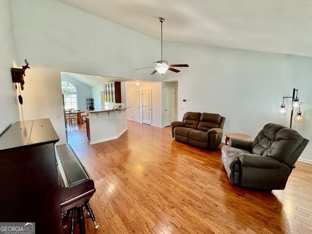 52 Burnt Oak Road, Port Wentworth, GA 31407