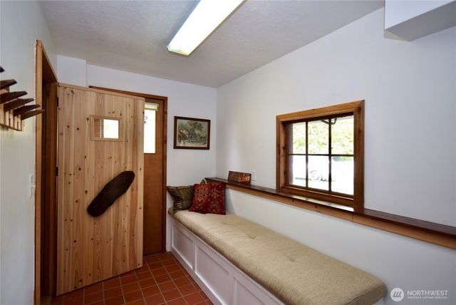 1734 Woodcock Road, Sequim, WA 98382