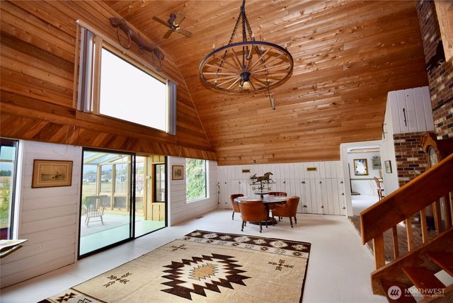 1734 Woodcock Road, Sequim, WA 98382