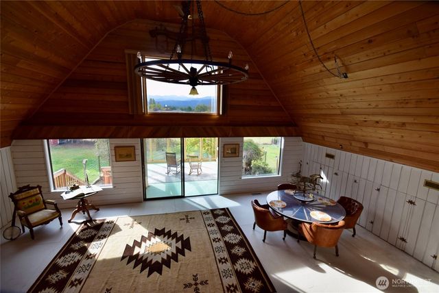 1734 Woodcock Road, Sequim, WA 98382