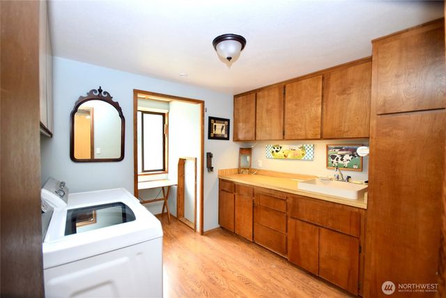 1734 Woodcock Road, Sequim, WA 98382