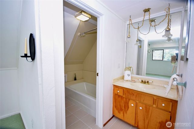 1734 Woodcock Road, Sequim, WA 98382