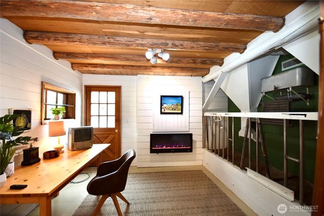 1734 Woodcock Road, Sequim, WA 98382