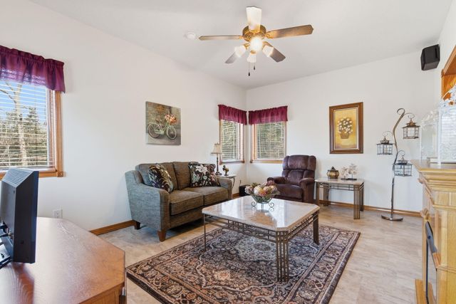 575 Holiday Acres Circle, Branson West, MO 65737