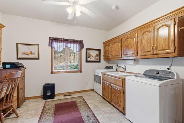 575 Holiday Acres Circle, Branson West, MO 65737