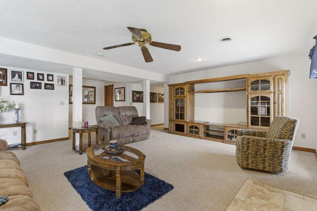 575 Holiday Acres Circle, Branson West, MO 65737