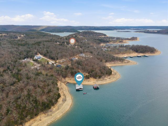 575 Holiday Acres Circle, Branson West, MO 65737