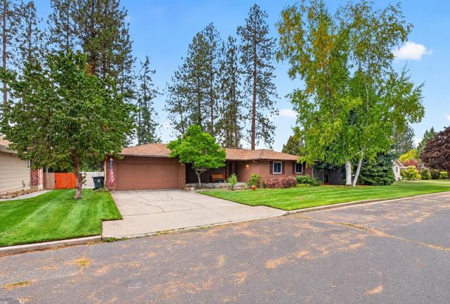10117 N LARCHWOOD St, Spokane, WA 99208