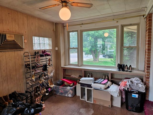 8059 S Sawyer Avenue, Chicago, IL 60652