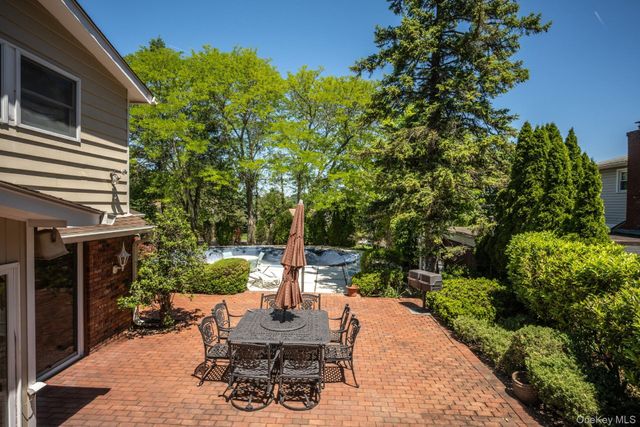 12 Lark Avenue, White Plains, NY 10607