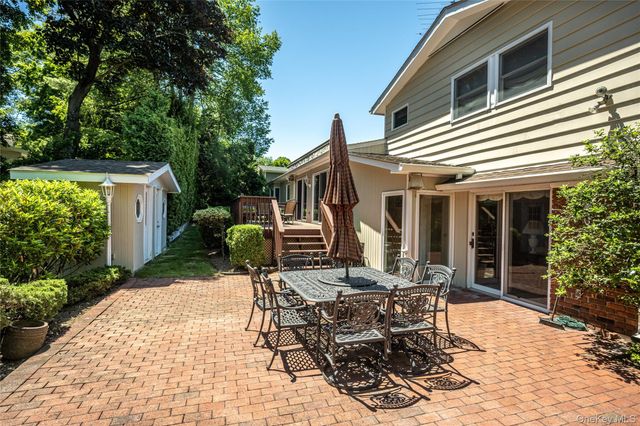 12 Lark Avenue, White Plains, NY 10607