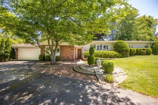 12 Lark Avenue, White Plains, NY 10607