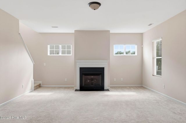 910 Highgrove Drive, Spring Lake, NC 28390
