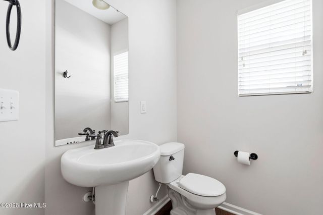 910 Highgrove Drive, Spring Lake, NC 28390