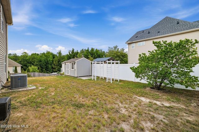 910 Highgrove Drive, Spring Lake, NC 28390