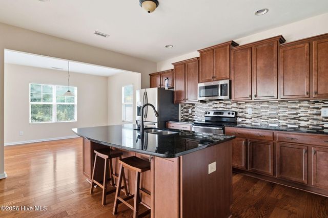 910 Highgrove Drive, Spring Lake, NC 28390