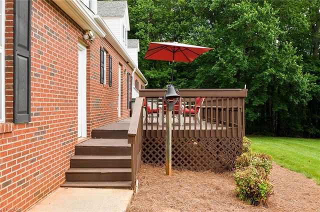 1117 Fairway Drive, Yadkinville, NC 27055