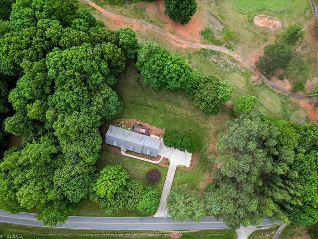 1117 Fairway Drive, Yadkinville, NC 27055