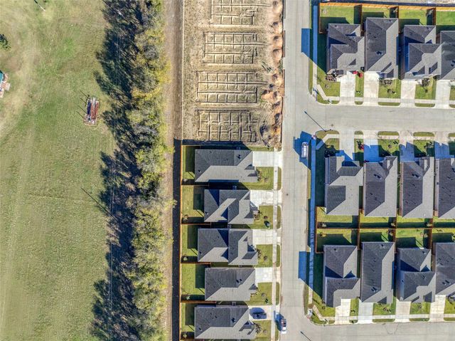 4318 Carnation Drive, Sherman, TX 75090