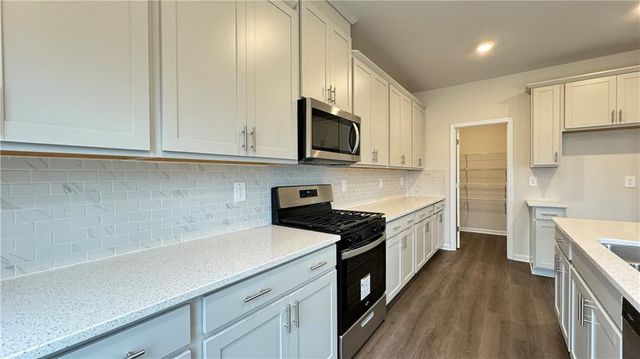 228 Water Oak Way, Dawsonville, GA 30534