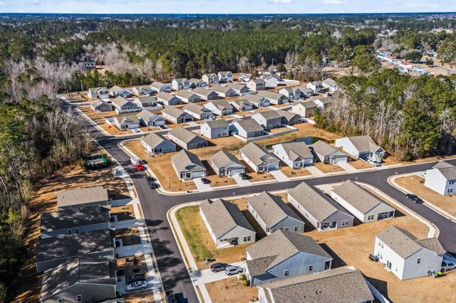 305 Cornhusker Dr., Conway, SC 29526