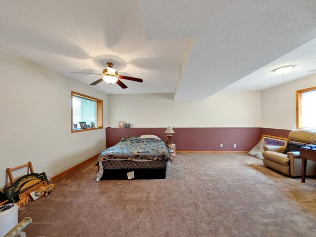 817 Daniel Drive, Belle Plaine, MN 56011