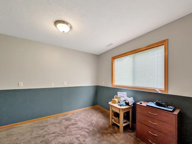 817 Daniel Drive, Belle Plaine, MN 56011