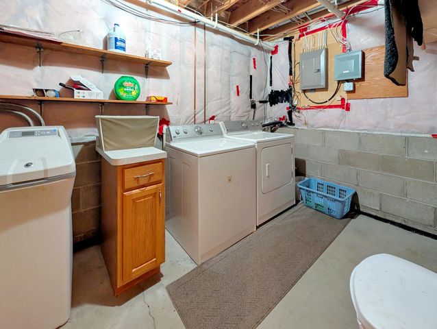 817 Daniel Drive, Belle Plaine, MN 56011