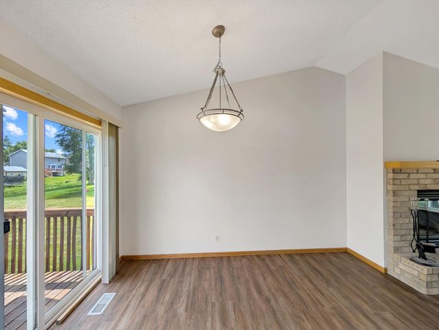 817 Daniel Drive, Belle Plaine, MN 56011