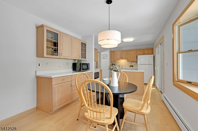 52 Valleyview Rd, Warren Twp., NJ 07059