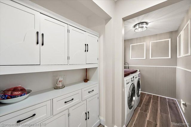 5160 Old Mill Road, Oakland Charter Township, MI 48306