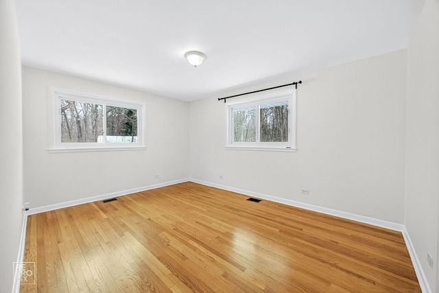 23670 N Elm Road, Lincolnshire, IL 60069