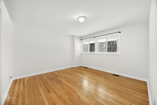 23670 N Elm Road, Lincolnshire, IL 60069