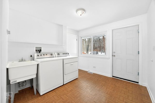 23670 N Elm Road, Lincolnshire, IL 60069