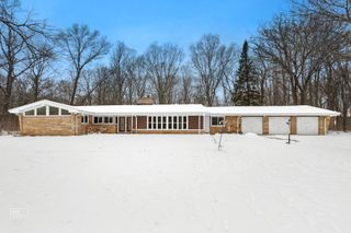 23670 N Elm Road, Lincolnshire, IL 60069