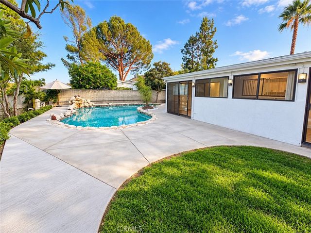 1420 Belleau Road, Glendale, CA 91206