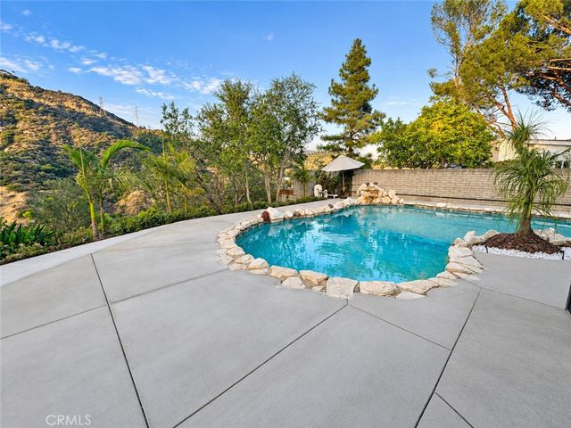 1420 Belleau Road, Glendale, CA 91206