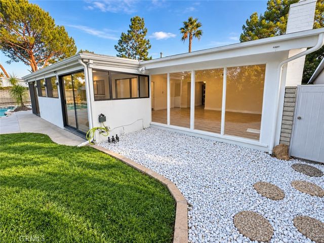 1420 Belleau Road, Glendale, CA 91206