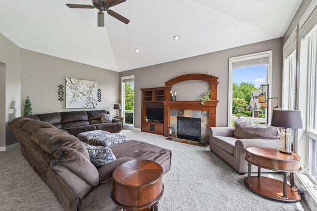 7320 Everest Lane N, Maple Grove, MN 55311
