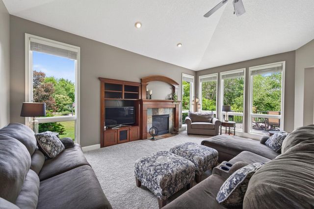7320 Everest Lane N, Maple Grove, MN 55311