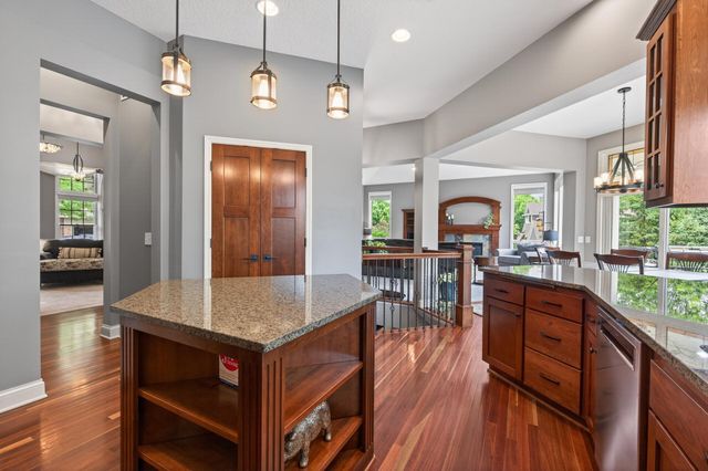 7320 Everest Lane N, Maple Grove, MN 55311