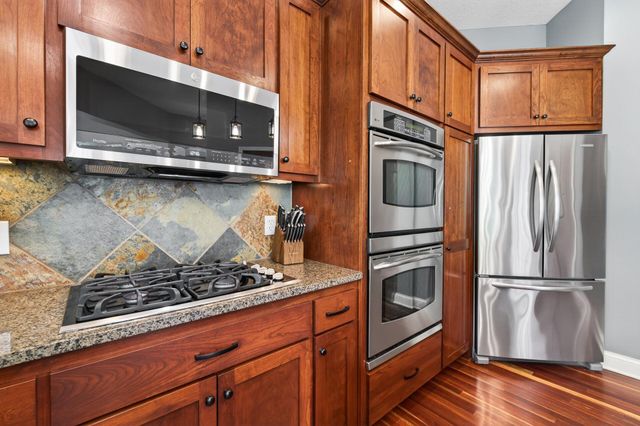 7320 Everest Lane N, Maple Grove, MN 55311