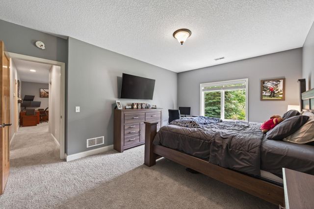 7320 Everest Lane N, Maple Grove, MN 55311