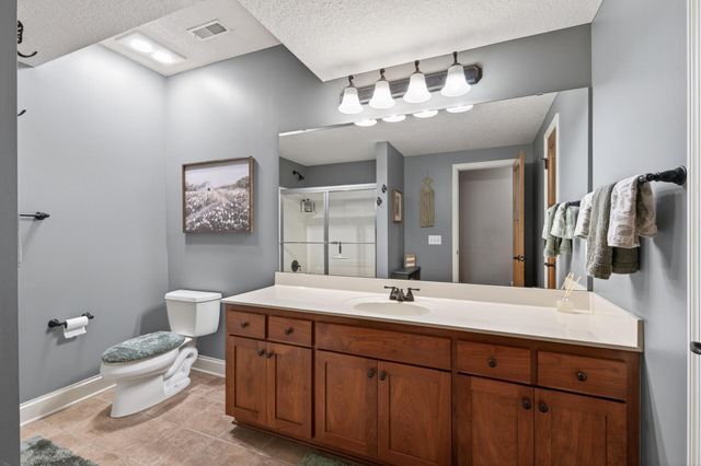 7320 Everest Lane N, Maple Grove, MN 55311