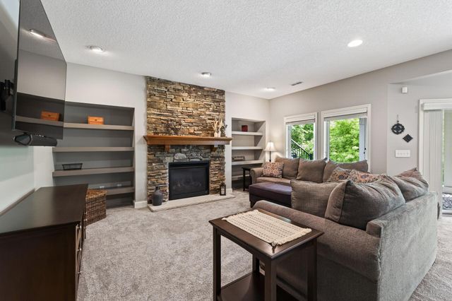 7320 Everest Lane N, Maple Grove, MN 55311
